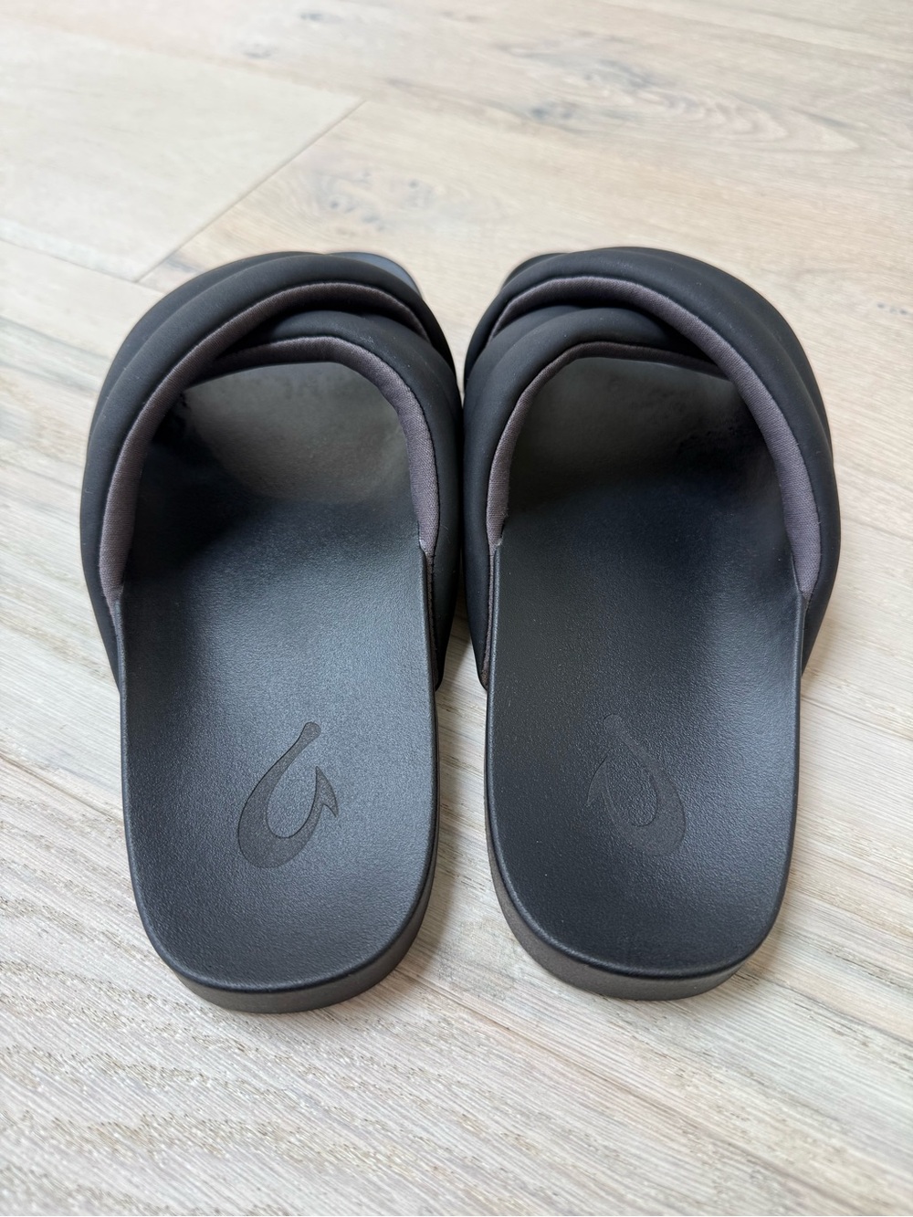 Olukai Hila Women’s Puffy Slide Sandals Size 10 - Picture 3 of 6